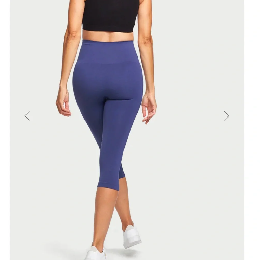 YUMMIE Morgan Seamless Cropped Capri Shaping‎ Legging Deep Cobalt S/M NWT
